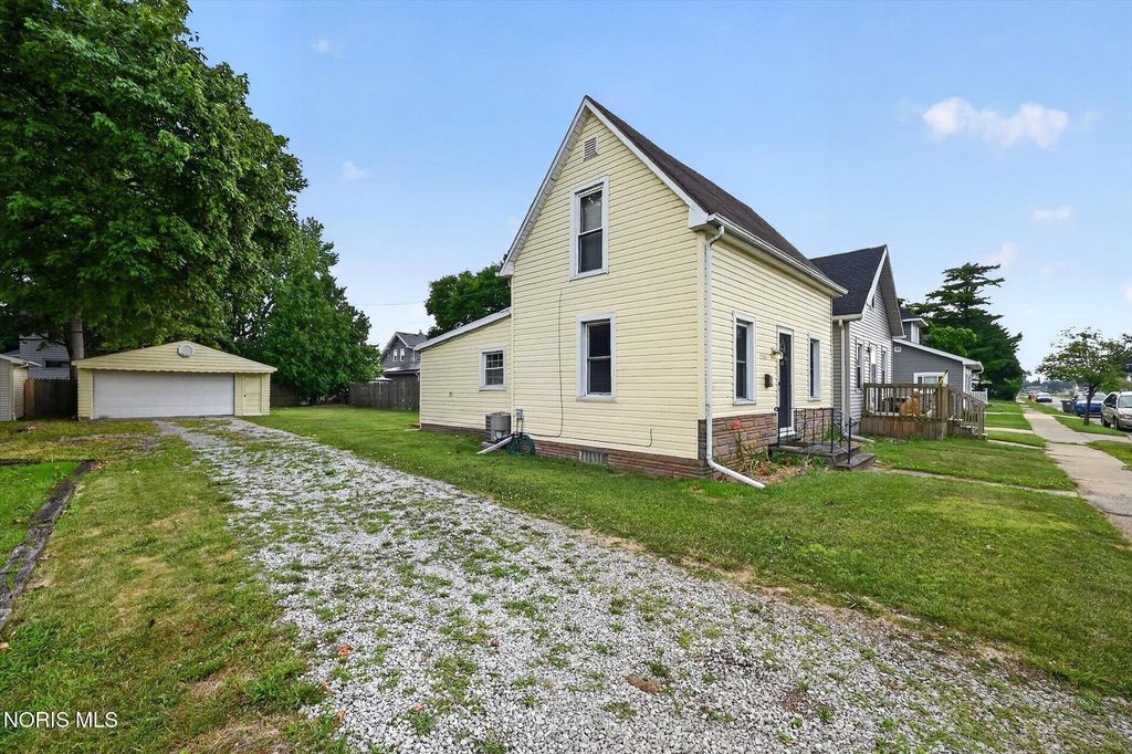 2708 122nd Street, Toledo, OH 43611