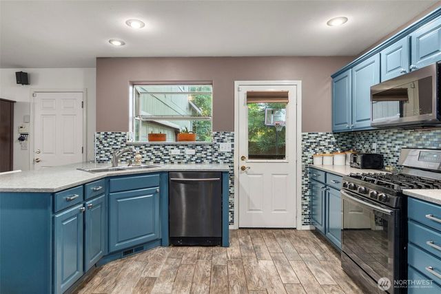 5104 41st Avenue SE, Lacey, WA 98503