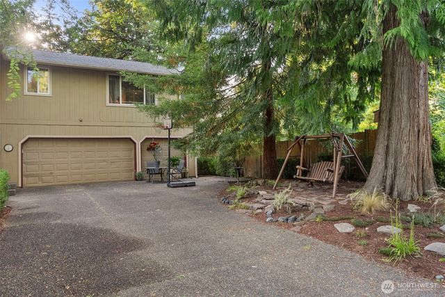5104 41st Avenue SE, Lacey, WA 98503