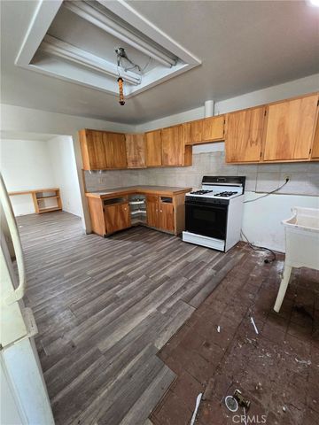 13920 Manakee, Clearlake, CA 95422