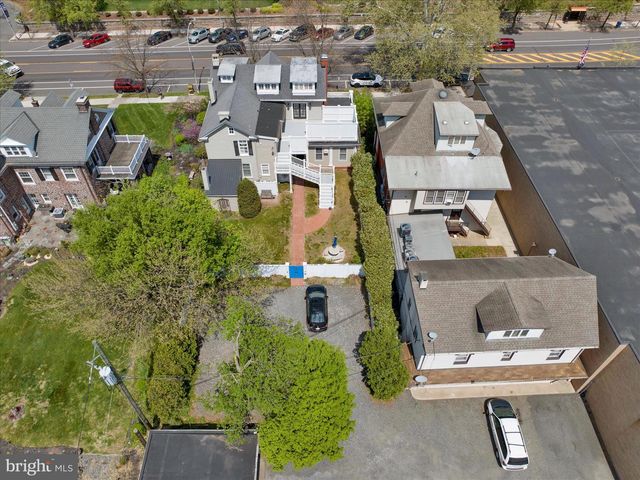 758 E HIGH ST, Pottstown, PA 19464