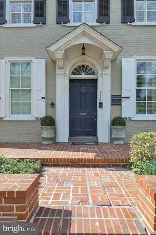 758 E HIGH ST, Pottstown, PA 19464
