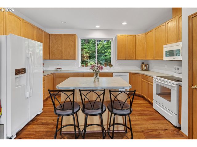 18101 Ne 30TH Cir, Vancouver, WA 98682