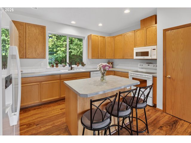 18101 Ne 30TH Cir, Vancouver, WA 98682