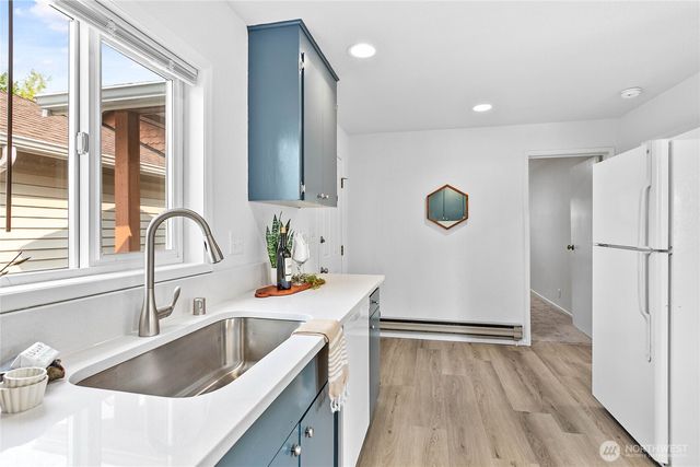 1227 E Indiana Street, Bellingham, WA 98226