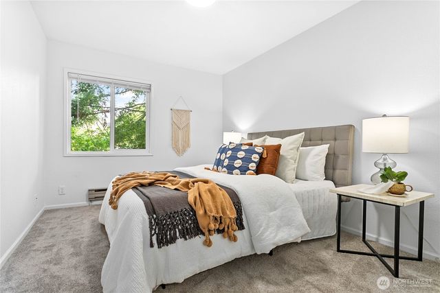 1227 E Indiana Street, Bellingham, WA 98226