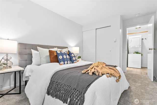 1227 E Indiana Street, Bellingham, WA 98226
