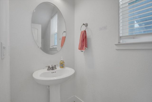 1668 S Macias Pl, Mountain House, CA 95391