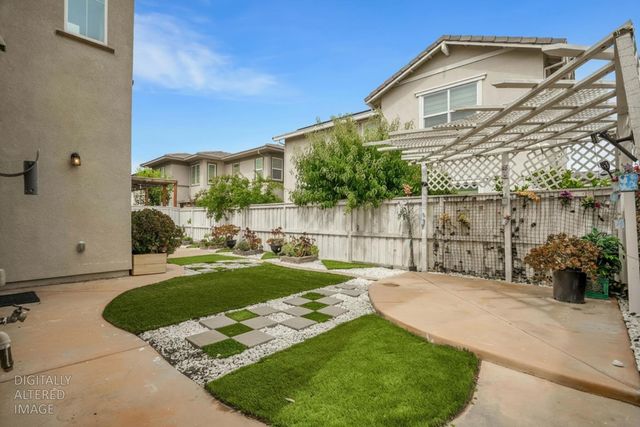 1668 S Macias Pl, Mountain House, CA 95391