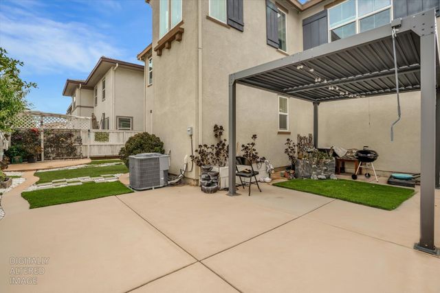 1668 S Macias Pl, Mountain House, CA 95391