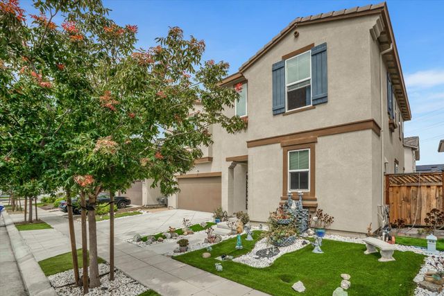 1668 S Macias Pl, Mountain House, CA 95391