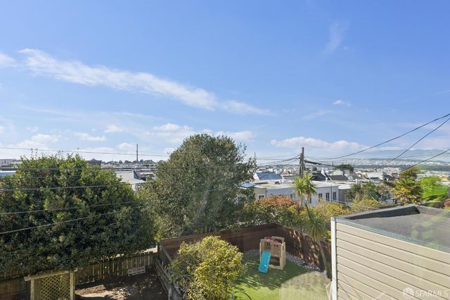 2083 17th Avenue, San Francisco, CA 94116