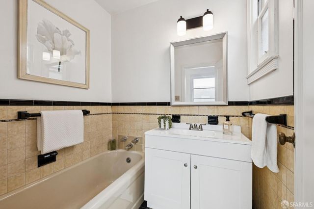 2083 17th Avenue, San Francisco, CA 94116