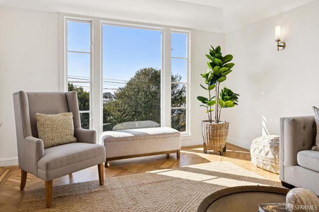 2083 17th Avenue, San Francisco, CA 94116