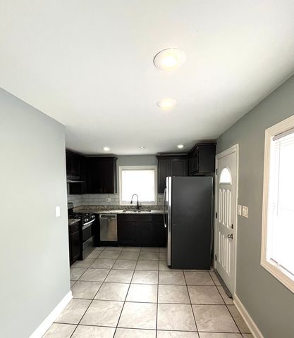 16626 Holland Avenue, South Holland, IL 60473