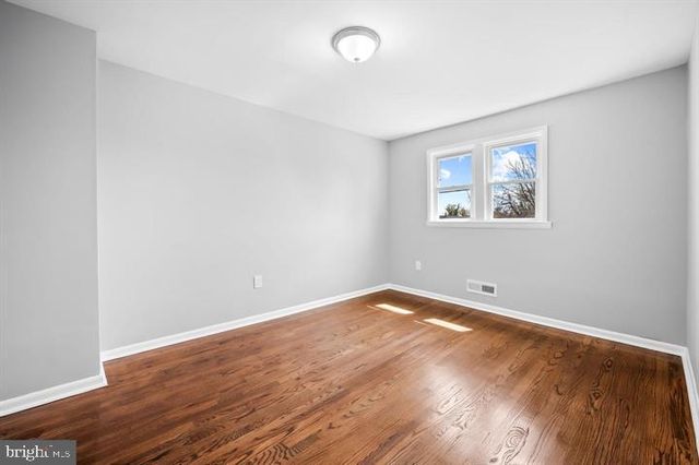 631 CHARRAWAY RD, Baltimore, MD 21229