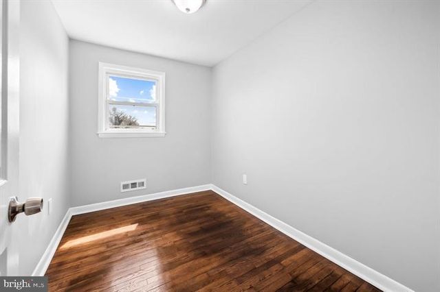 631 CHARRAWAY RD, Baltimore, MD 21229