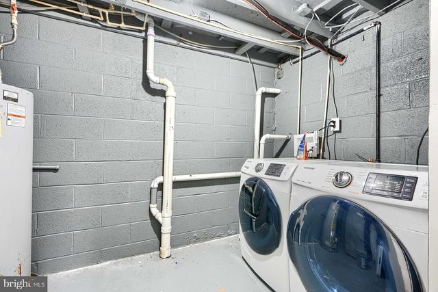 631 CHARRAWAY RD, Baltimore, MD 21229