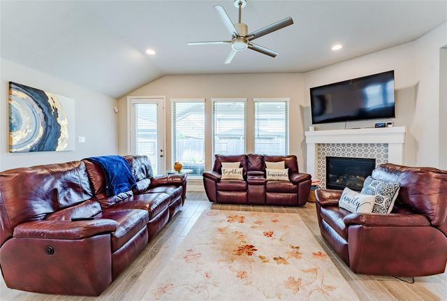 20430 Avelignese Way, Tomball, TX 77377