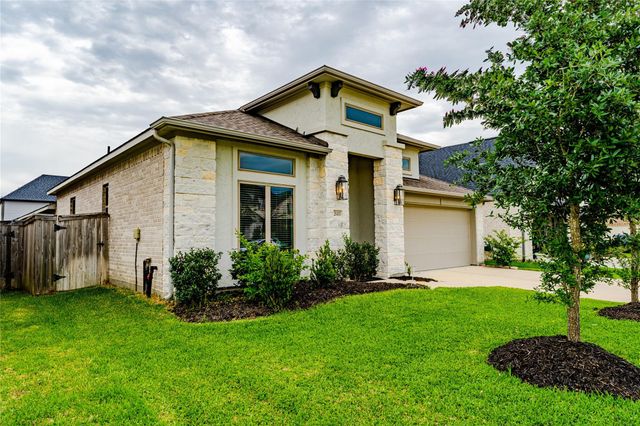 20430 Avelignese Way, Tomball, TX 77377