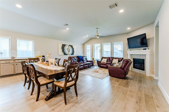 20430 Avelignese Way, Tomball, TX 77377