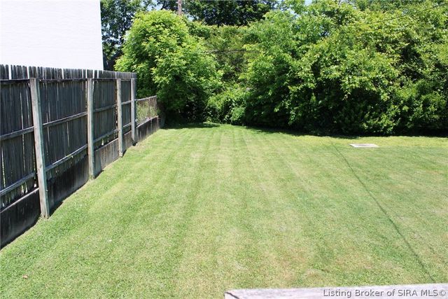 2307 Coyle Drive, New Albany, IN 47150
