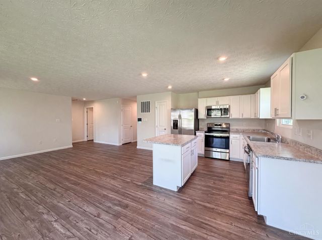 5790 Bentwood Drive, Middletown, OH 45042