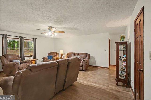 1361 Villa Rica Road, Powder Springs, GA 30127