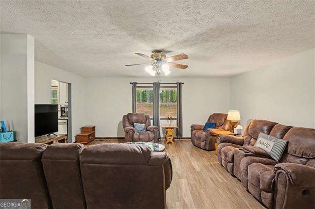 1361 Villa Rica Road, Powder Springs, GA 30127