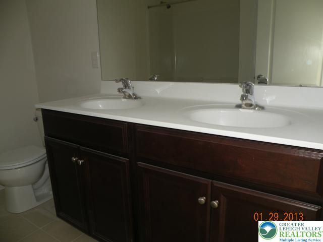 5985 Valley Forge Drive, Upper Saucon Twp, PA 18036