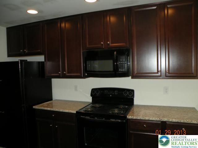 5985 Valley Forge Drive, Upper Saucon Twp, PA 18036