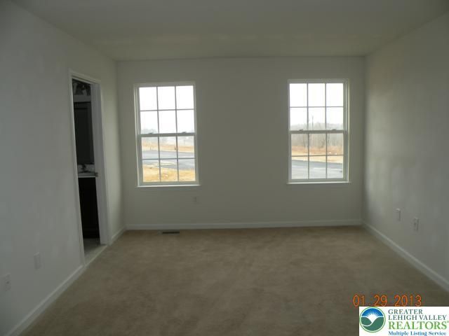 5985 Valley Forge Drive, Upper Saucon Twp, PA 18036