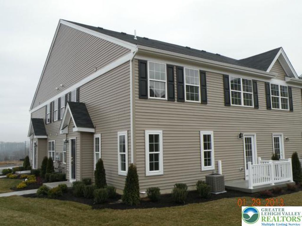5985 Valley Forge Drive, Upper Saucon Twp, PA 18036