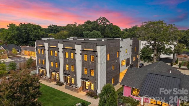 3020 Cobbs Hill Road, Charlotte, NC 28205