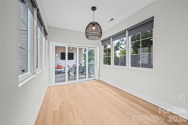 3020 Cobbs Hill Road, Charlotte, NC 28205