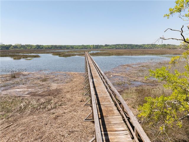 24 Sheldon Ln, Seabrook, SC 29940