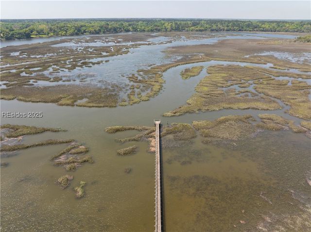 24 Sheldon Ln, Seabrook, SC 29940