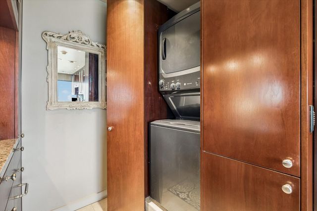 2001 Holcombe Boulevard 2006, Houston, TX 77030