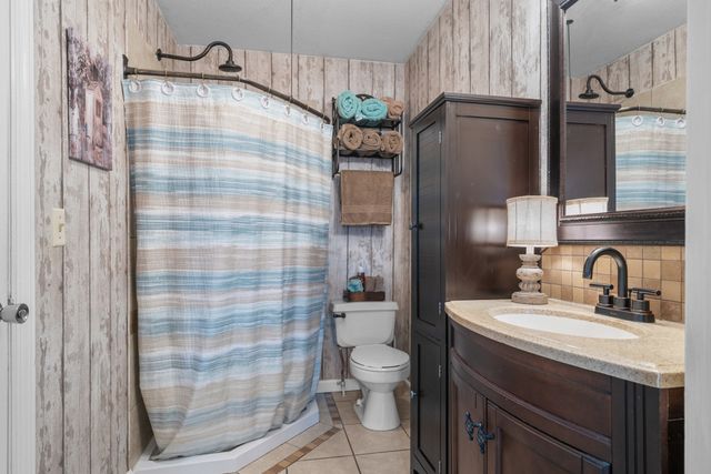 104 Brown Ln, Tracy City, TN 37387