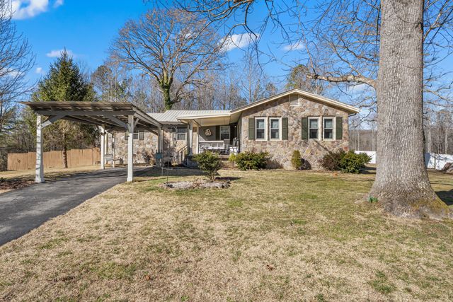 104 Brown Ln, Tracy City, TN 37387