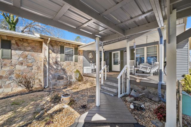 104 Brown Ln, Tracy City, TN 37387