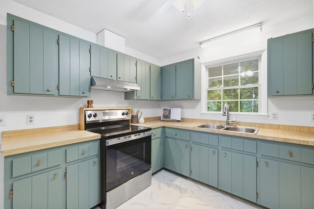 212 Long Street, Fuquay Varina, NC 27526