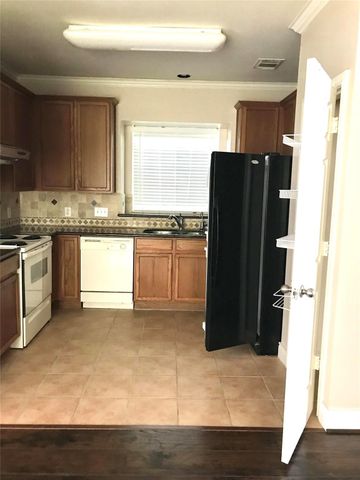 14434 Summer Garden Drive, Houston, TX 77083