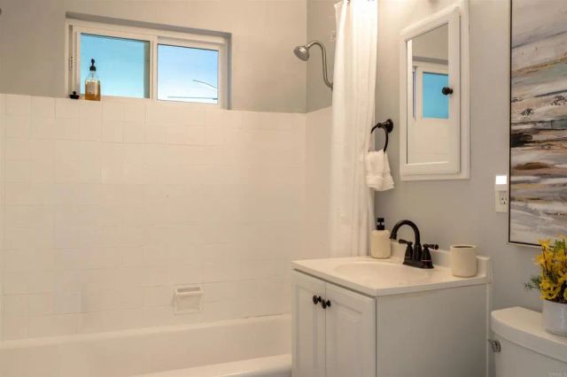 6808 Cartwright Street, San Diego, CA 92120