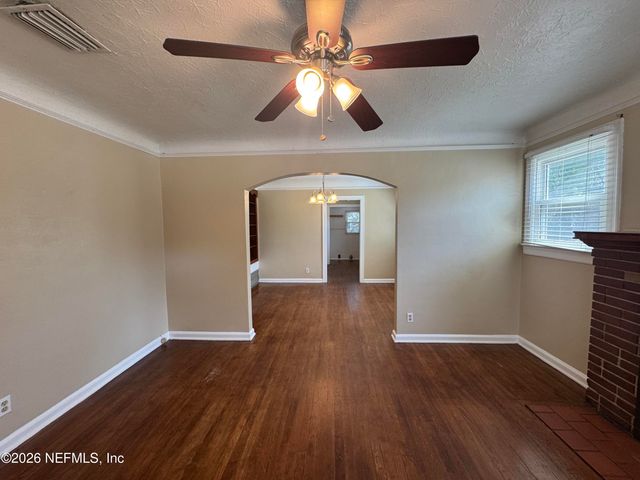 3609 DELLWOOD Avenue, Jacksonville, FL 32205