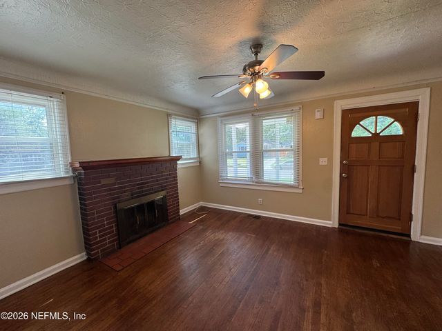 3609 DELLWOOD Avenue, Jacksonville, FL 32205