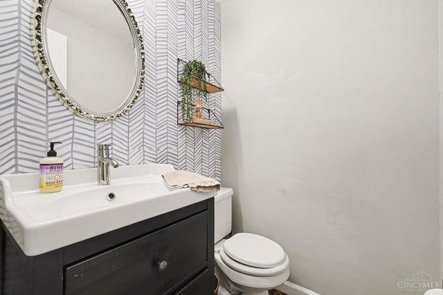 6300 Amber Court, Mason, OH 45040