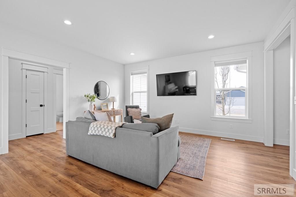 Image 14 of property listing at 1953 N Mesa Canyon Drive, Idaho Falls, ID 83401