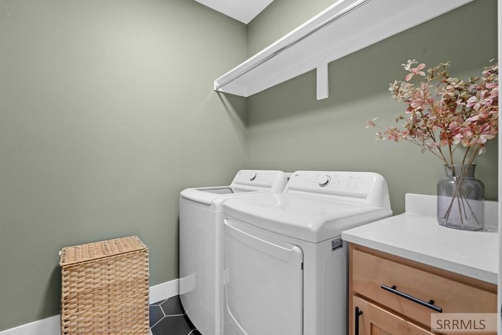 Image 34 of property listing at 1953 N Mesa Canyon Drive, Idaho Falls, ID 83401