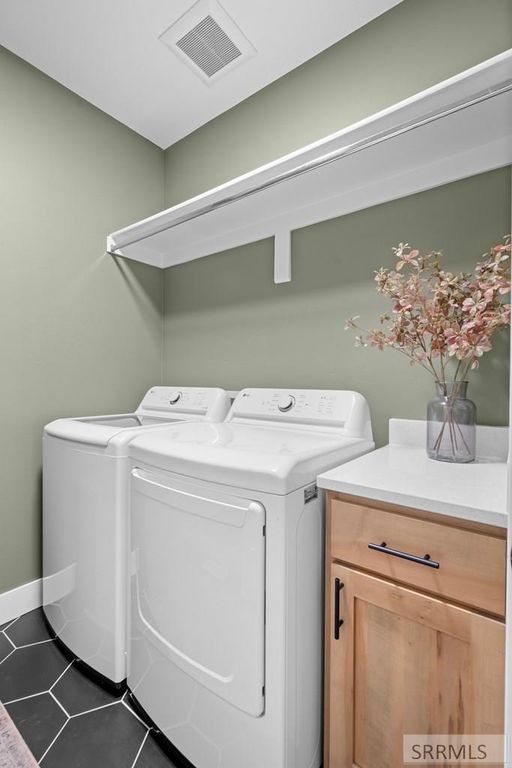 Image 35 of property listing at 1953 N Mesa Canyon Drive, Idaho Falls, ID 83401